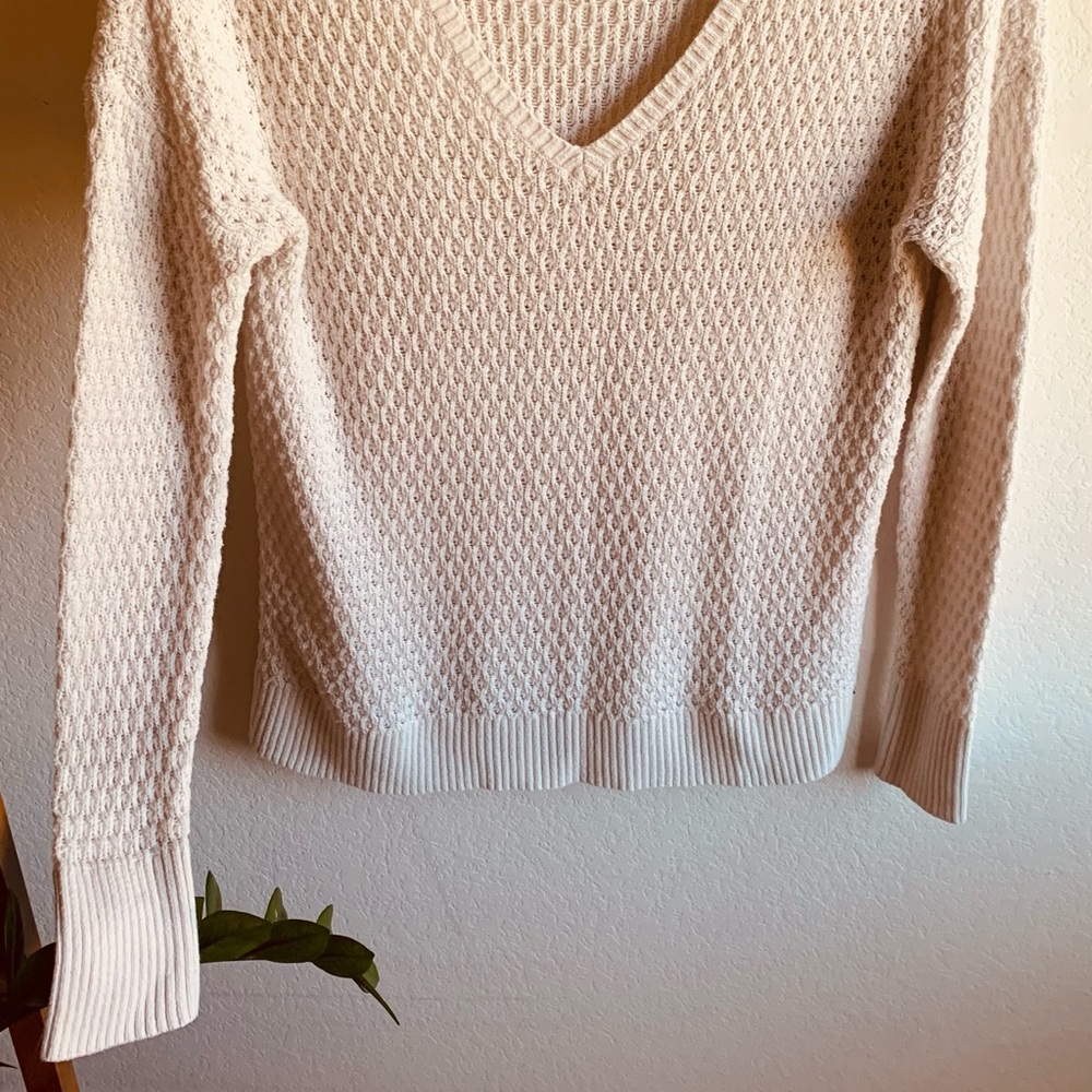 American Eagle White Long Sleeve Sweater Size M | MEDIUM